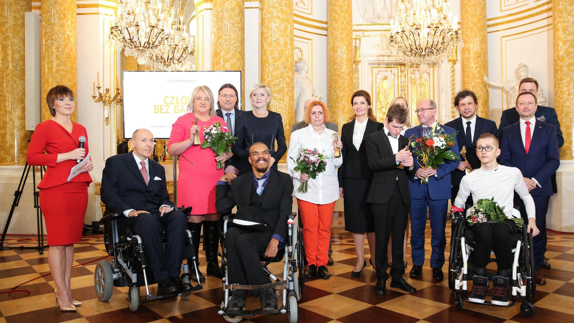 Zdjęcie grupowe Laureatów CBB 2016 w Zamku Królewskim